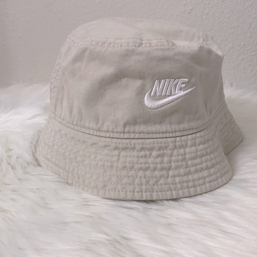 Nike Bucket Cap